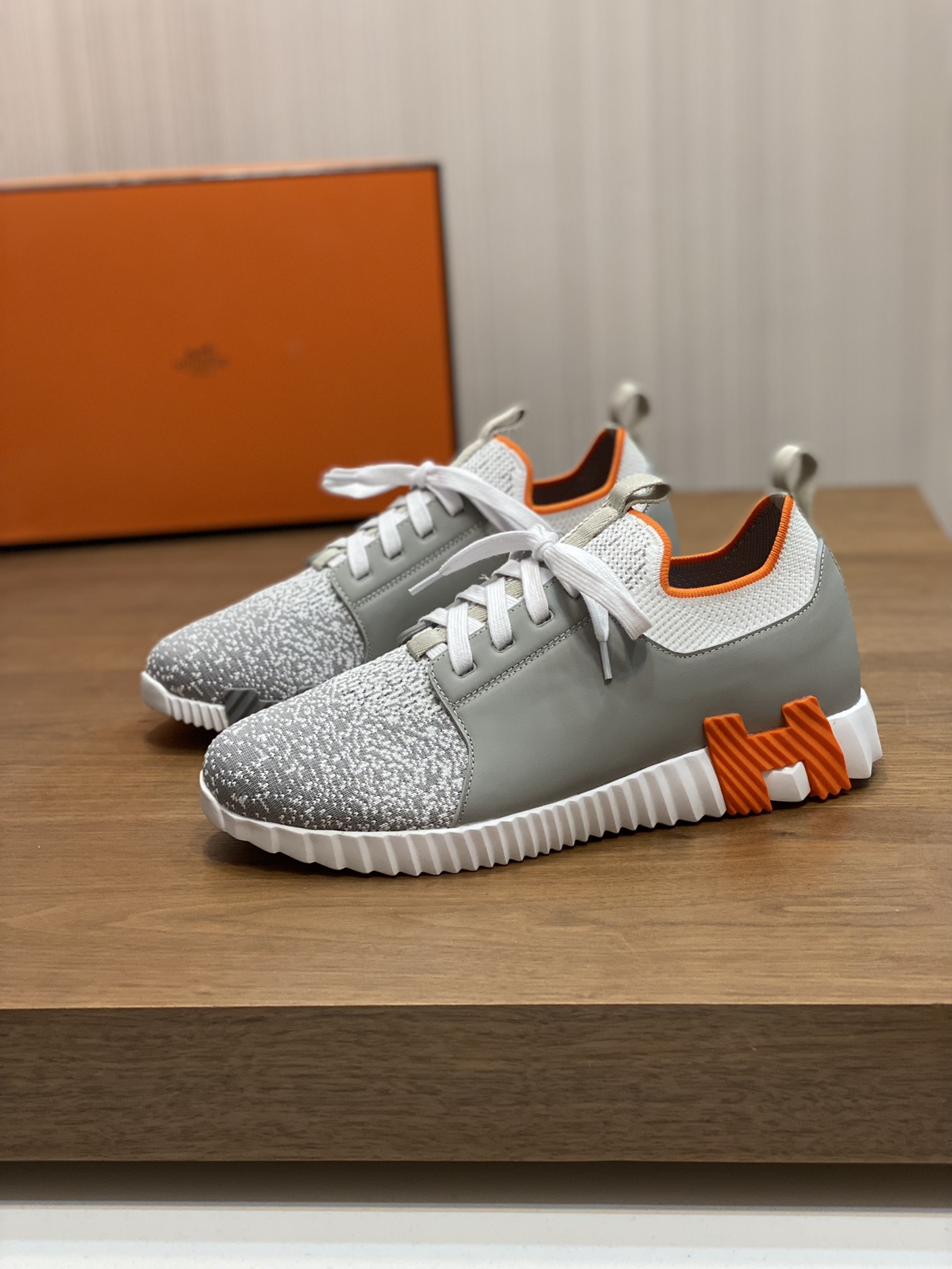38-44 S_S SNEAKERS